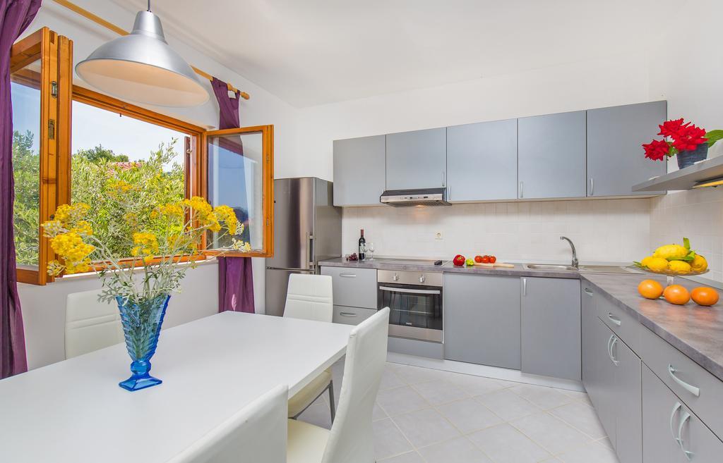 Apartment Lujak Donje Celo Exteriör bild